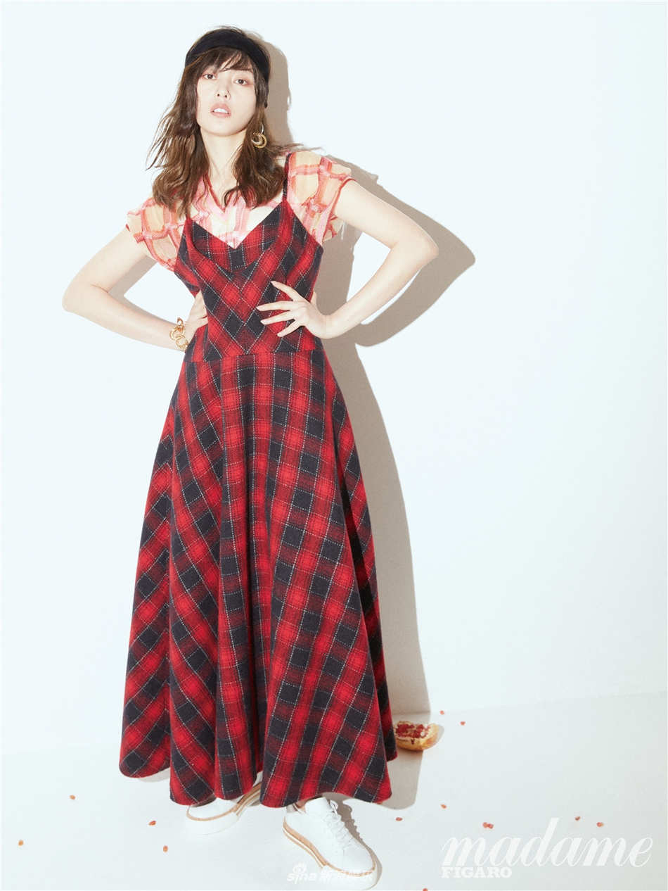 张天爱时尚大片曝光 化身森系少女清新感爆棚