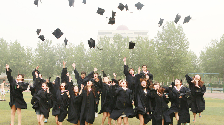 2013高考 2013高考政策 2013黄河科技学院招生 黄河学院 黄河科技学院胡大白专访 2013高考零距离 百家高校招生访谈