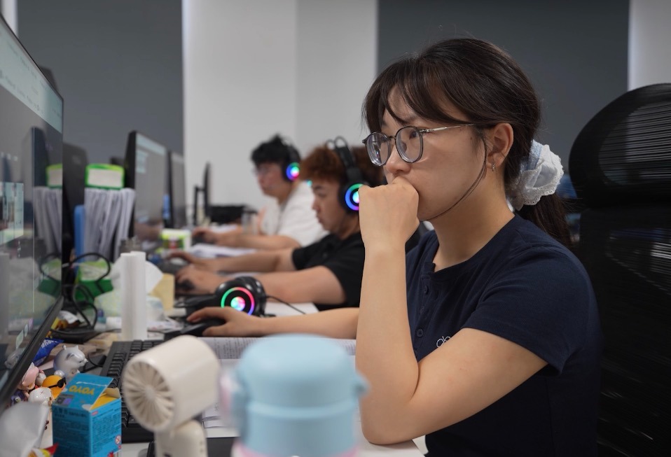 不挤独木桥的年轻人——河南这些“00后”在新赛