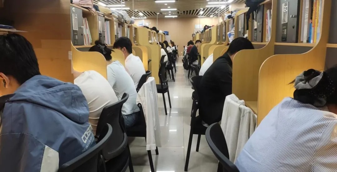 黄河科技学院
