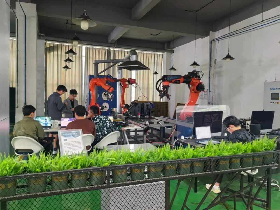 黄河科技学院