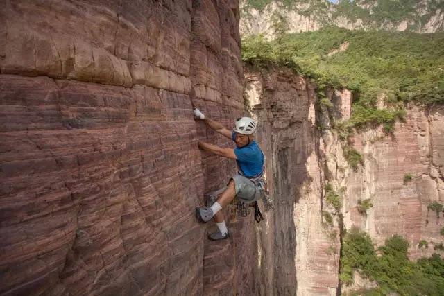 @攀岩爱好者,万仙山国家攀岩公园等你来挑战!