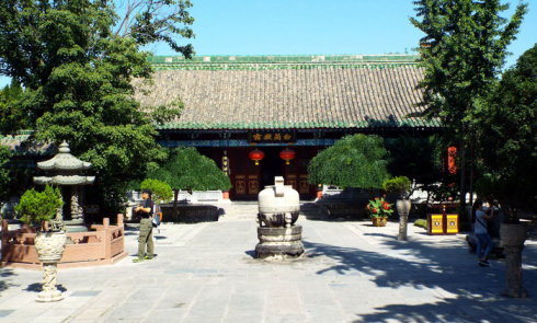 开封包公祠祝高考学子金榜题名、全国游客端午安康!