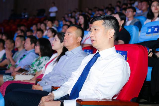 “一起玩，更欢乐——方特品牌焕新发布会”在郑州方特旅游度假区举行