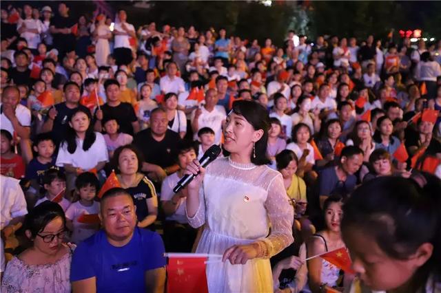 八一建军节，重渡沟红歌联唱致敬最可爱的人