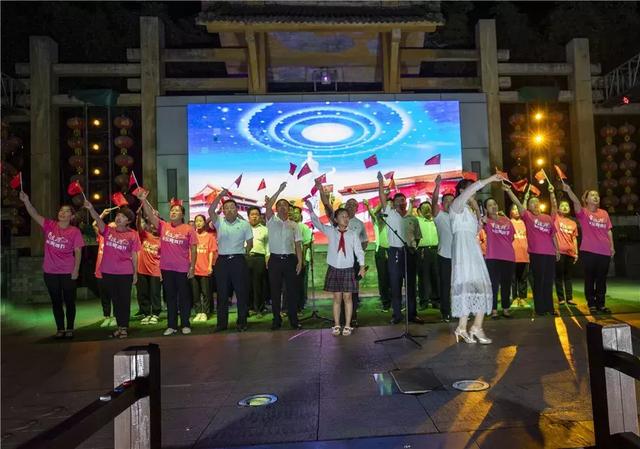 八一建军节，重渡沟红歌联唱致敬最可爱的人