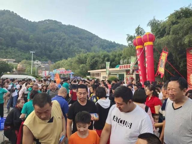 河南重渡沟:万千“豪杰”闯擂台,过关斩将赢大奖