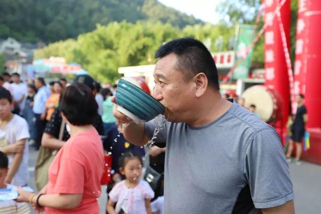 河南重渡沟:万千“豪杰”闯擂台,过关斩将赢大奖