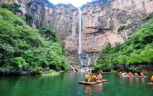 这些美景专属的季节里,你与这里只有一步之遥....
