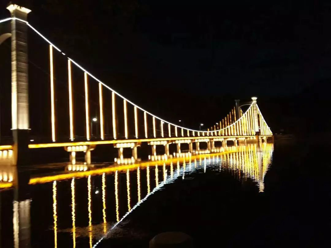 西峡,夜生活魅力十足!"夜经济"正燃,新"夜"态活力四射.