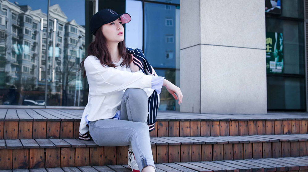 张歌,一个爱笑的美少女战士 美人潭-河南一百度
