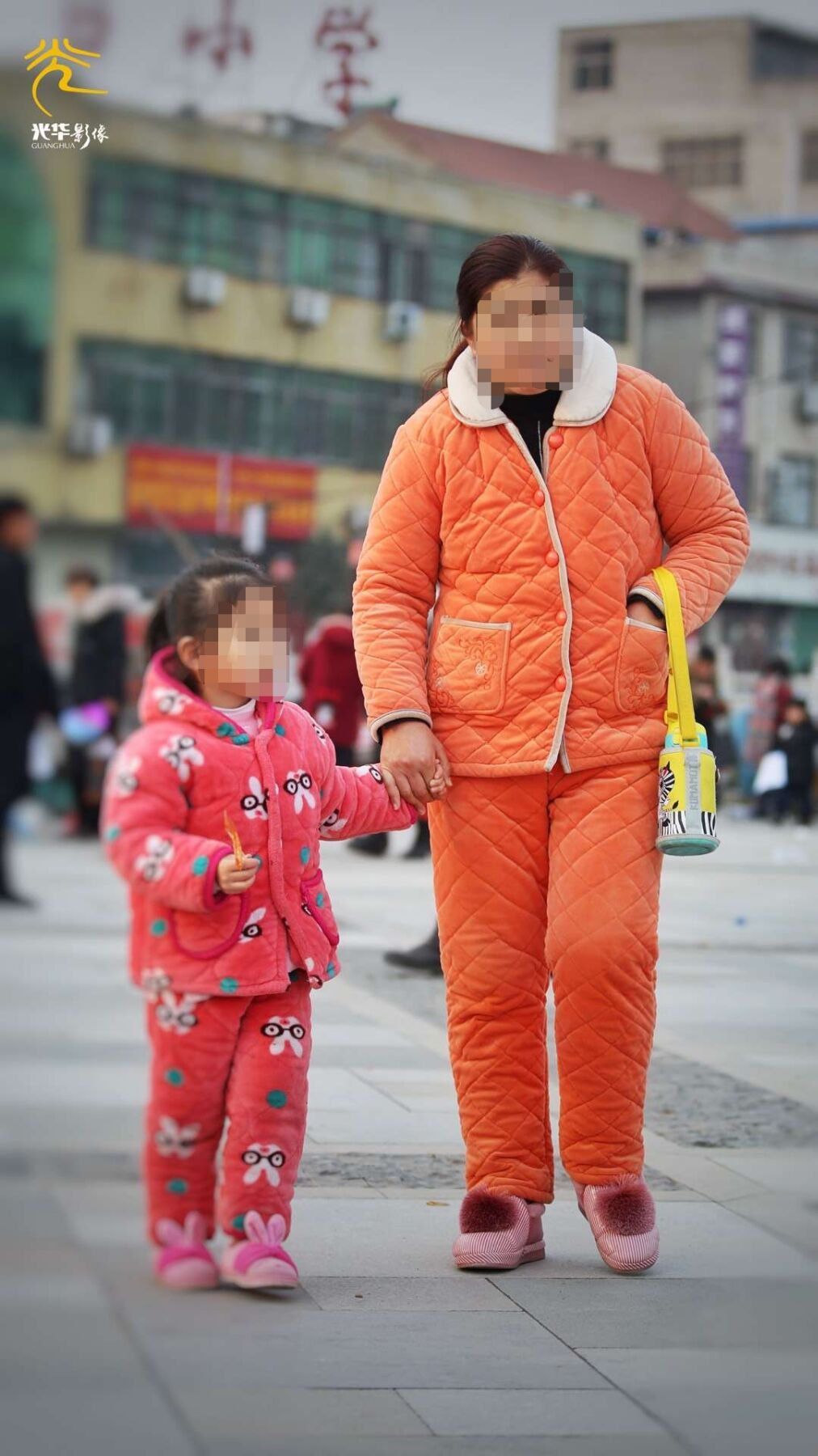 周口穿睡衣上街要被罚款谣言网友最好别穿