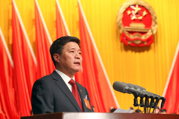 【史根治
 ,史根治书记】