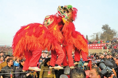 【壮丽70年 奋斗新时代】看60年前浚县庙会照片寻乡愁
