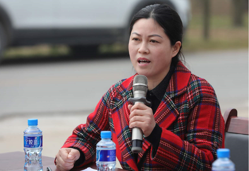 部长,该剧联合出品人蒋云兰在座谈会上发言商丘日报报业集团党委书记