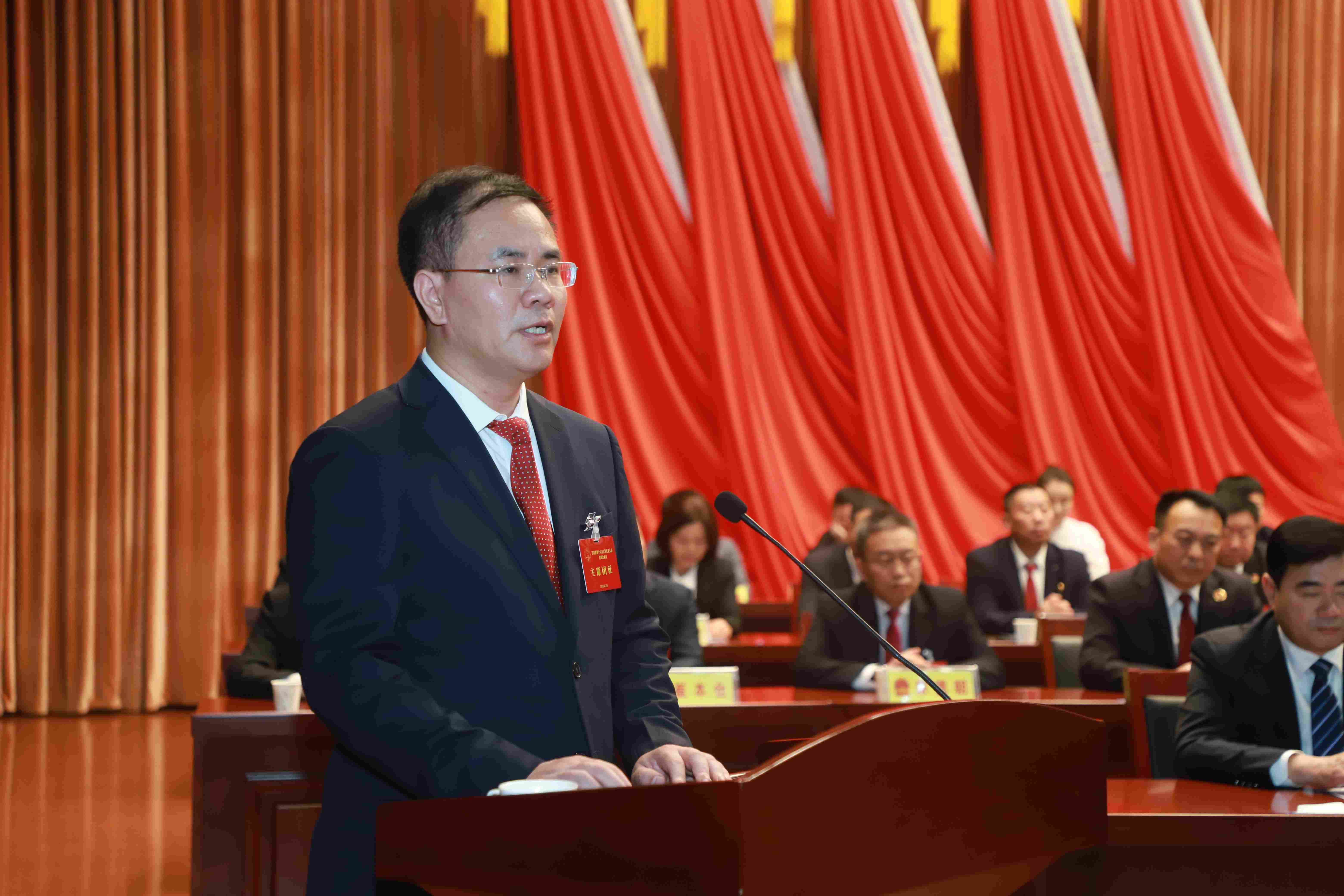 王景义当选为民权县县长