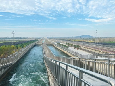 沙河渡槽穿山越河护南水生态补水为依水而生的平顶山解渴又增色