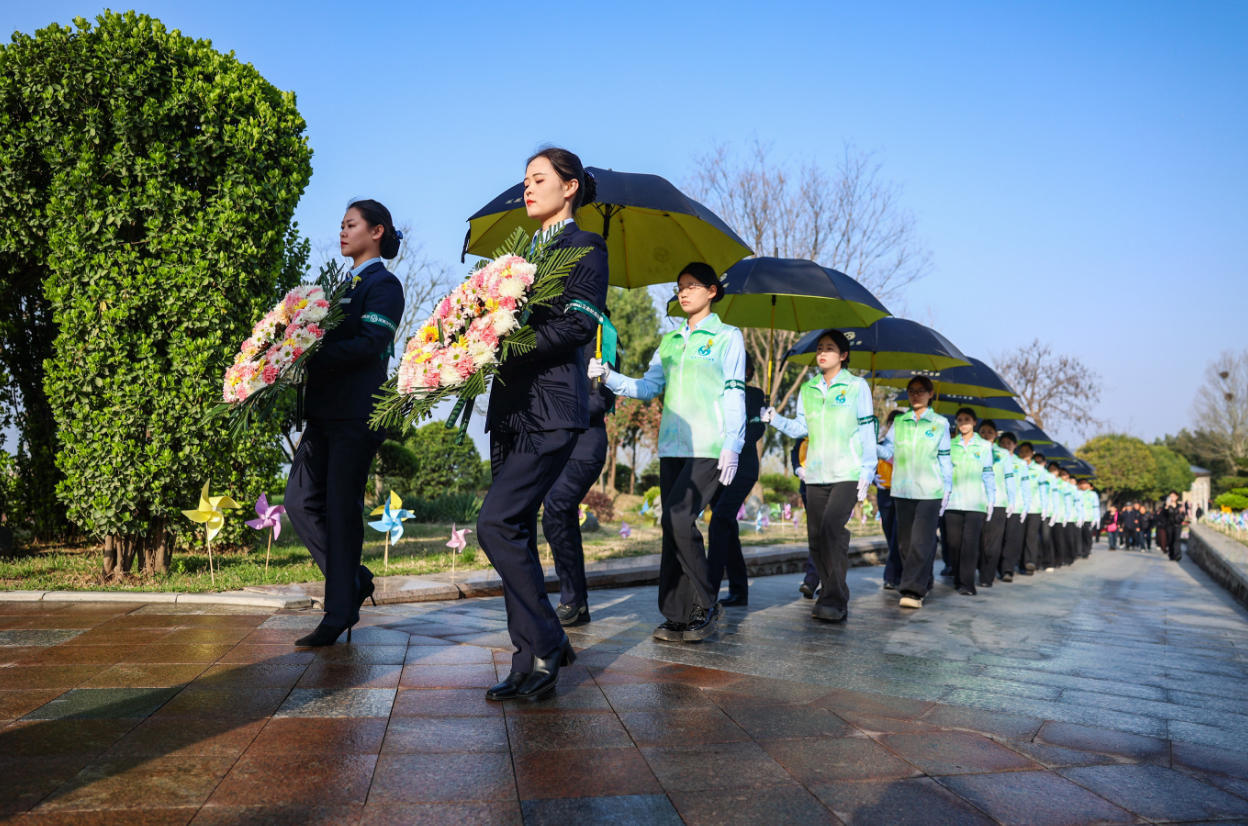 洛阳凤凰山生态纪念园