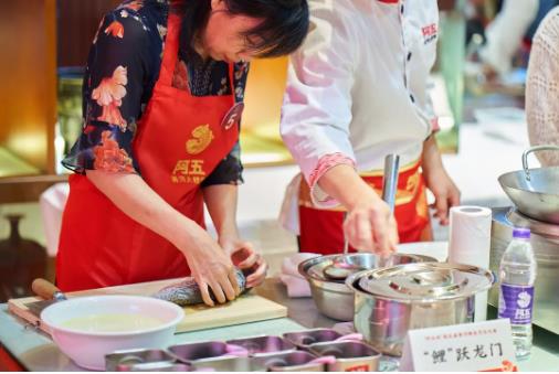 阿五杯&rdquo;黄河鲤鱼烹饪大赛第五届6.jpg