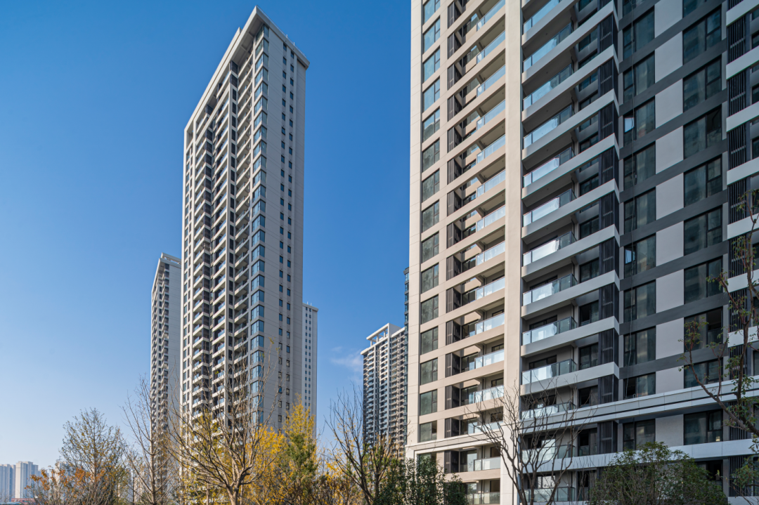 永威城5期澜溪庭实景探秘一 | 现代立面,建筑的审美艺术