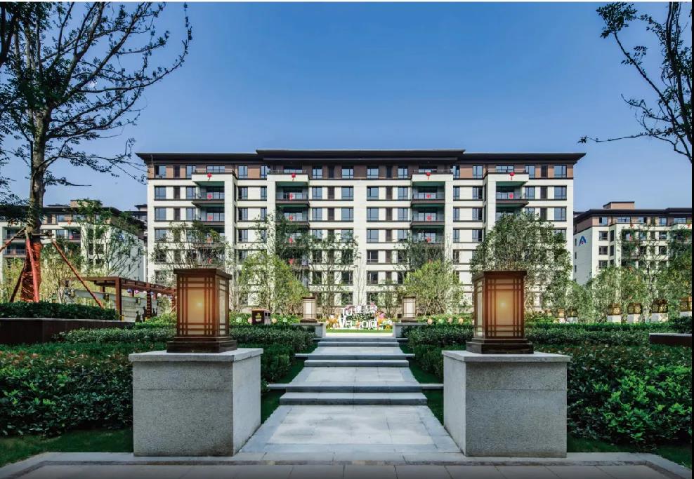 品牌的力量,29载建业赋能之下的"建业城"