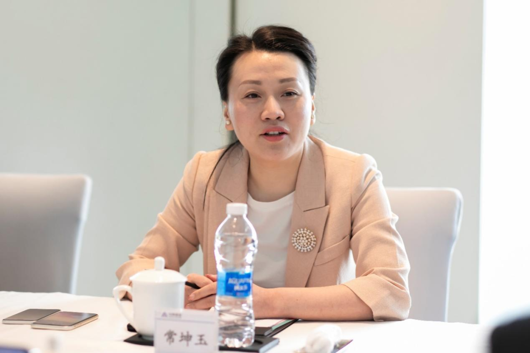 多赢发展——中原建业集团与中州国际酒店集团签署合作协议 - 河南一