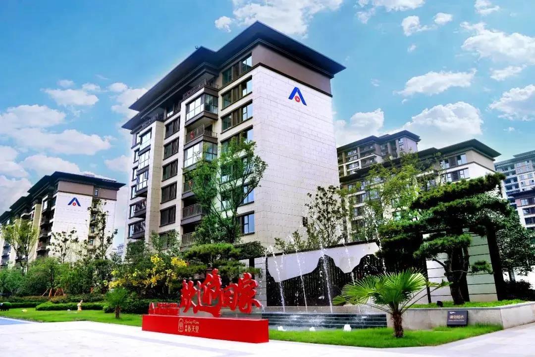 建业春天里交房即发证,匠心兑现美好