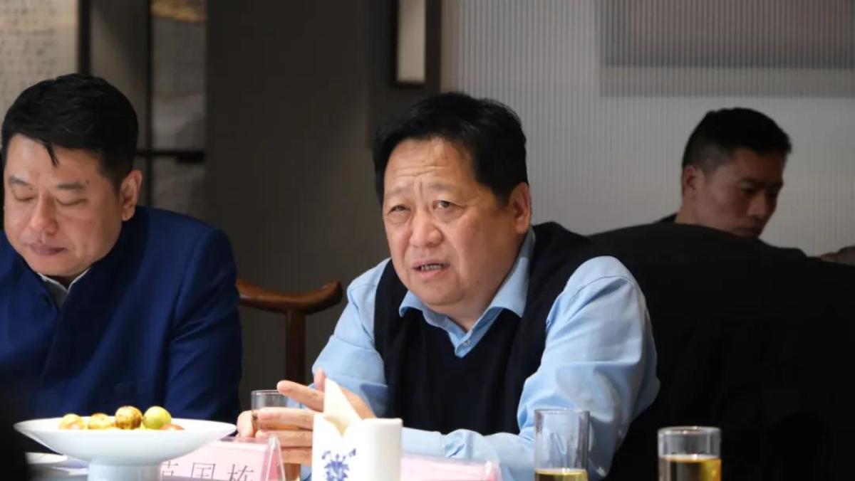 长垣烹饪职业技术学院董事长范国栋:"硕德懿行"四个字,我们打算请名家