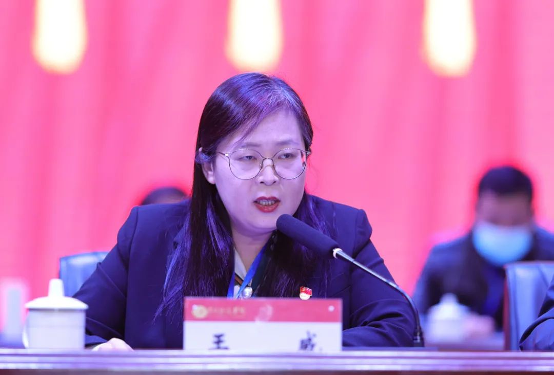 黄河科技学院召开第四届教职工代表暨工会会员代表大会第五次会议校长