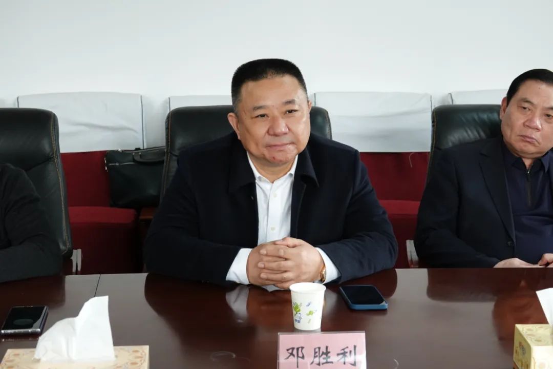 郑州市商务局召开餐饮行业促消费座谈会
