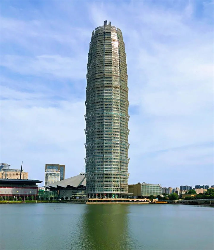 郑州绿地jw万豪酒店即日起恢复营业重启之日静待君临