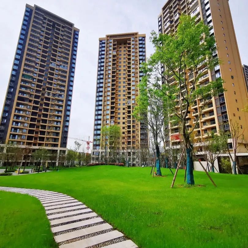 达州绿地城阔景高层人生风景截然不同