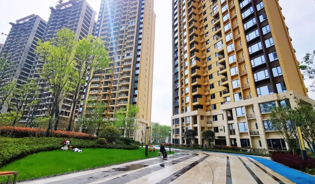 达州绿地城阔景高层人生风景截然不同