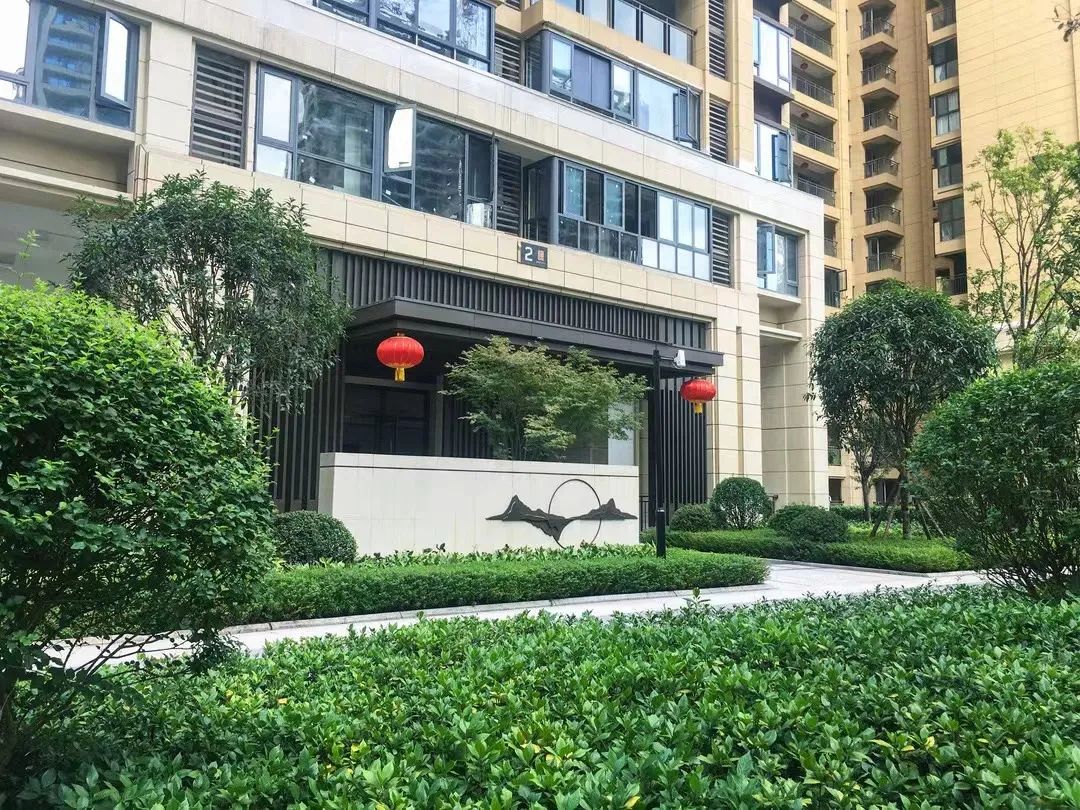 实景美出圈配套响当当返乡置业首选达州绿地城