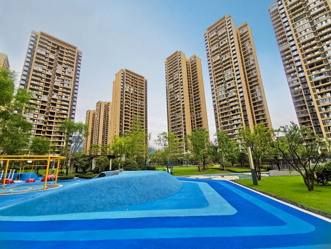 春风知暖意,美好亦可期,置业达州绿地城正当时