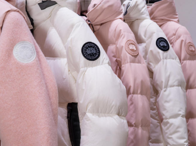 Canada Goose加拿大鹅郑州丹尼斯大卫城精品店启幕