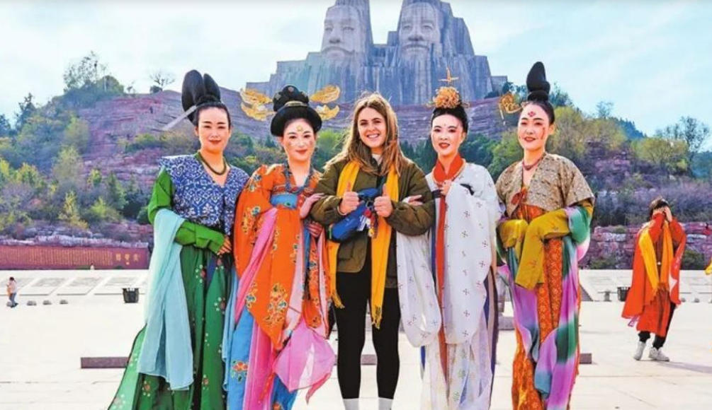 240小时，让世界深度“种草”河南游