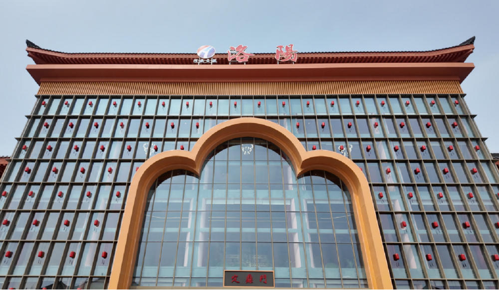 连霍高速洛阳服务区成网红打卡地