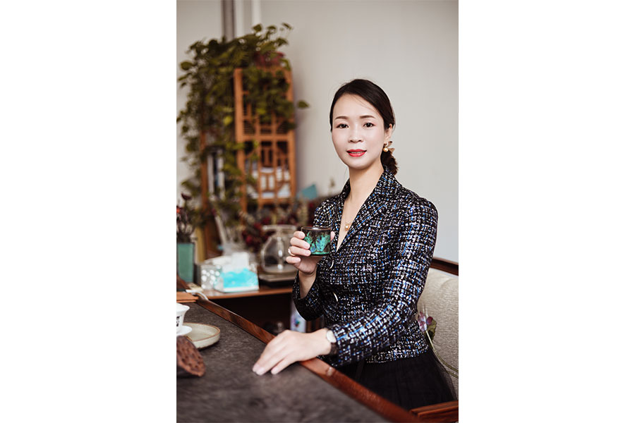 美人潭|创业女神 冕亿服饰创始人孟晓利：一个肆意的冒险主义者